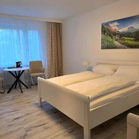 Szálloda Damhirsch 3*