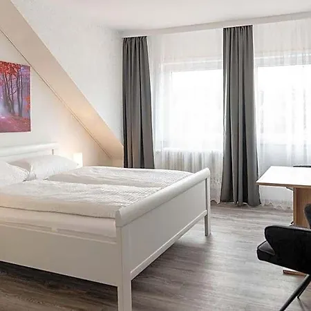 Damhirsch Otel 3*