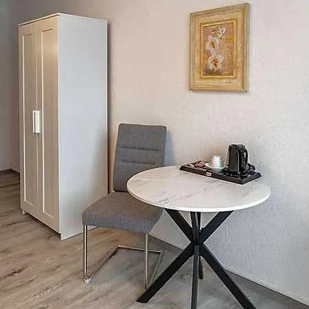 Damhirsch Otel