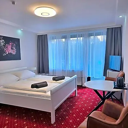 Damhirsch Otel 3*